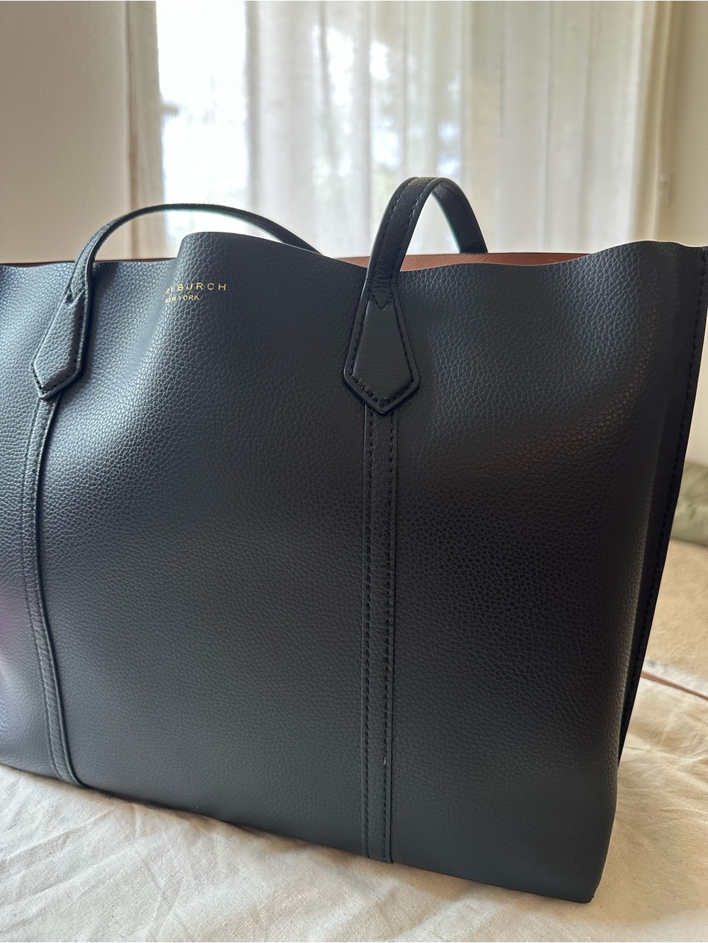 Tory Burch Perry Large Leather Tote | Excellent Condition | Work Laptop Bag - Picture 4 of 12